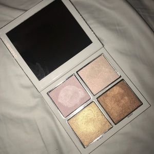 Wet set by kylie Cosmetics